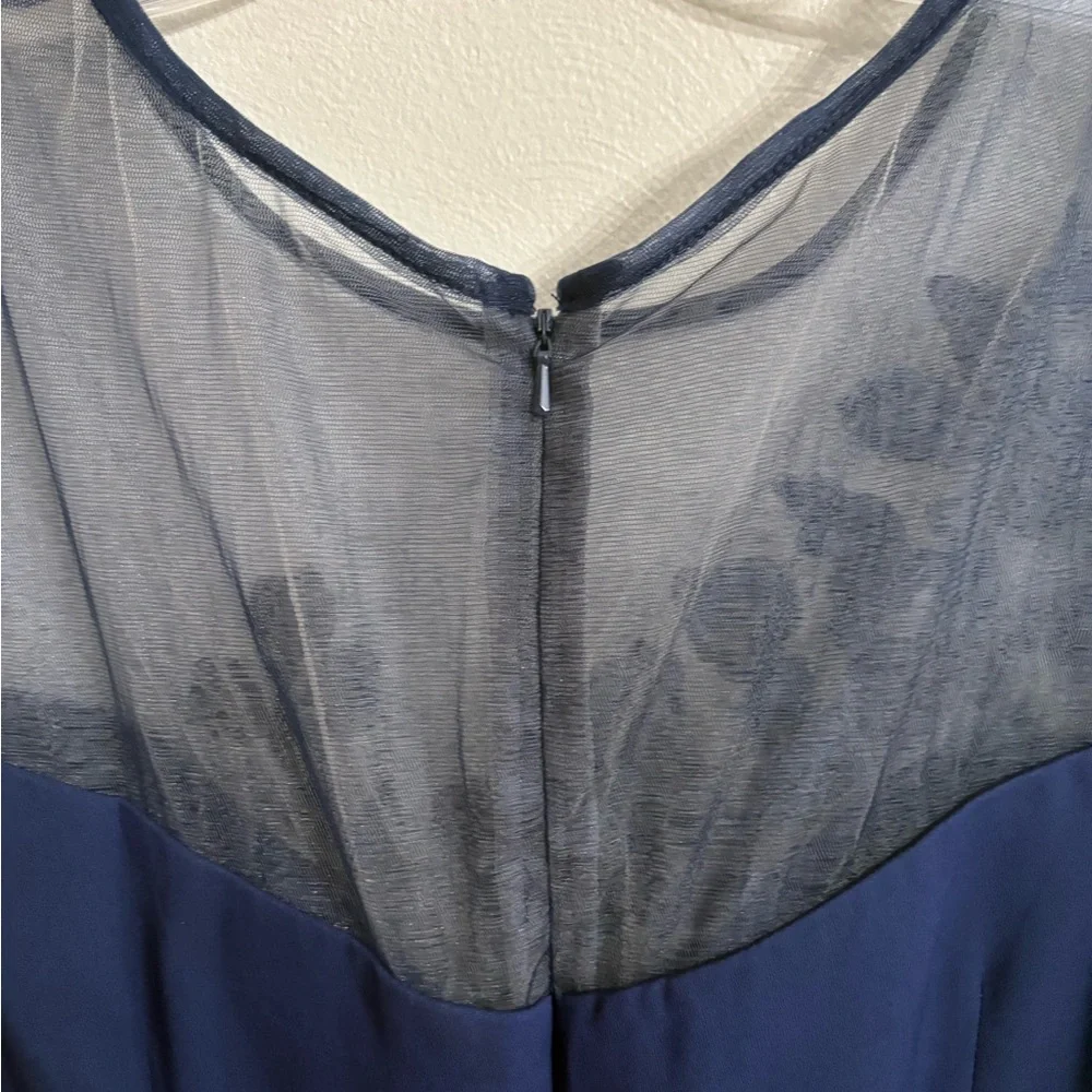 Elegant Navy Blue Lace Dress - Picture 8 of 9